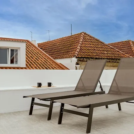 Apartment Terrace *